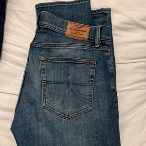 Lucky Brand 110 Skinny 32/32